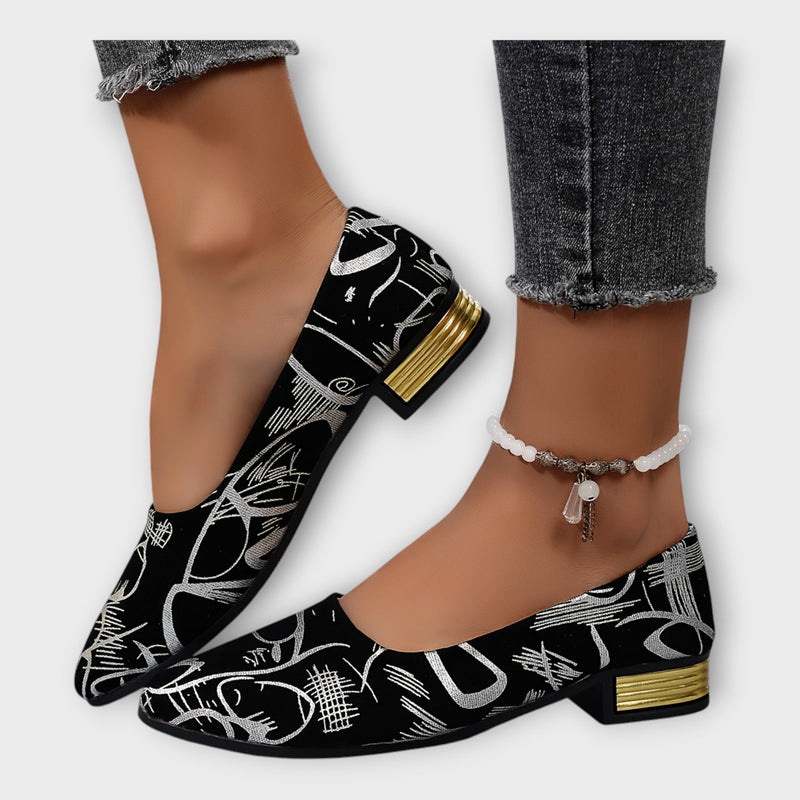 Bailarinas Elegantes com Detalhes Sofisticados